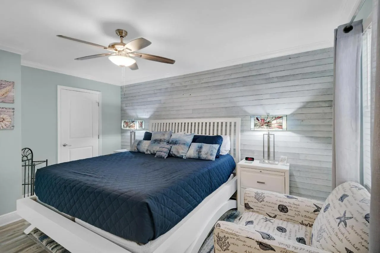 Horizon South 74F Apartment Panama City Beach